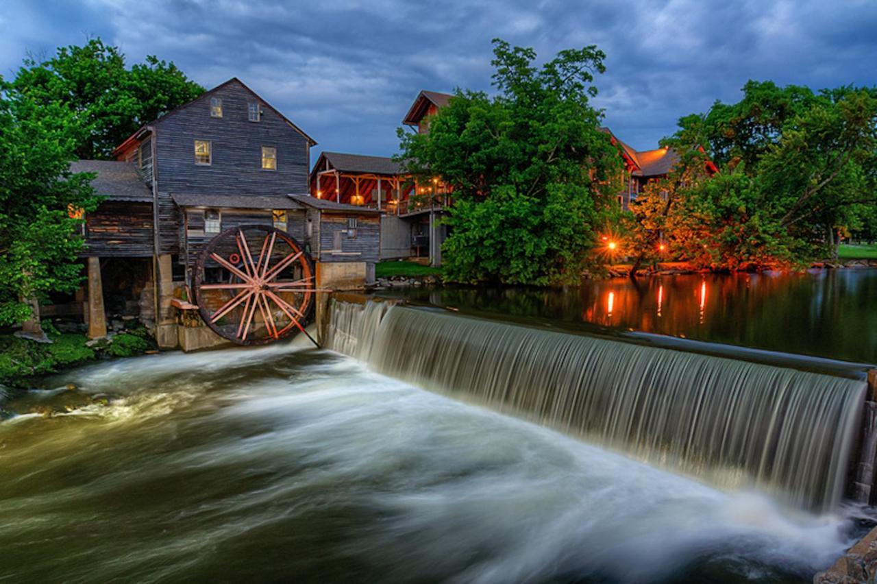 Four Bears Den, Hot Tub, 1089 Of Free Attraction Tickets For Each Paid Day, Dollywood And More Gatlinburg Esterno foto