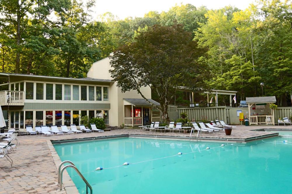 Four Bears Den, Hot Tub, 1089 Of Free Attraction Tickets For Each Paid Day, Dollywood And More Gatlinburg Esterno foto