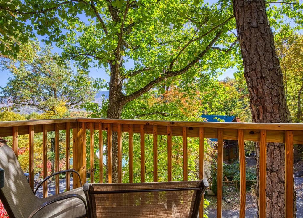 Four Bears Den, Hot Tub, 1089 Of Free Attraction Tickets For Each Paid Day, Dollywood And More Gatlinburg Esterno foto